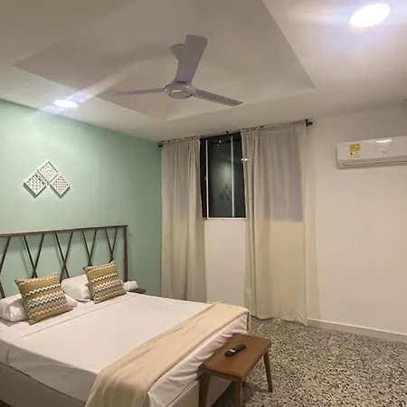 El Cortez De Manga